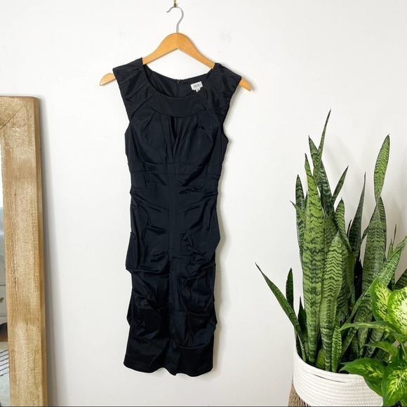 Cache black ruched keyhole cocktail dress size 2 - Picture 2 of 5